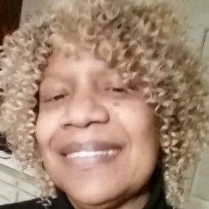 Meet your Posher, Johnella